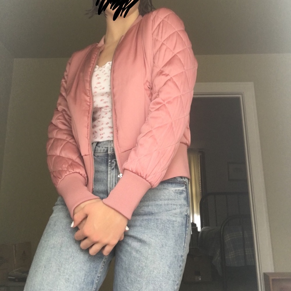 MUST GO: H&M bomber jacket